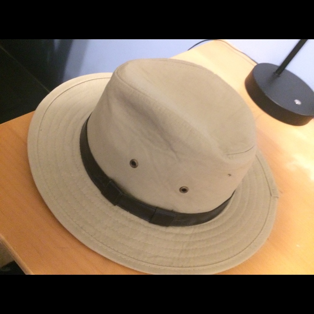 USED vintage Gucci hat